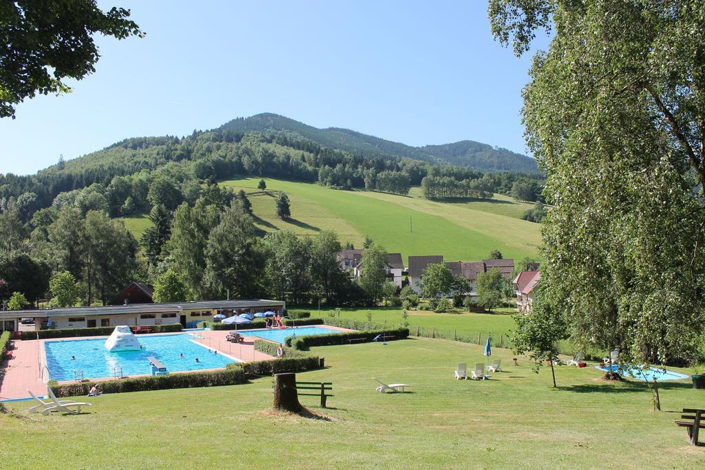Haus Traudel Matt Hotel Elzach Kültér fotó